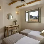 K2 - Avra Villa Andiparos