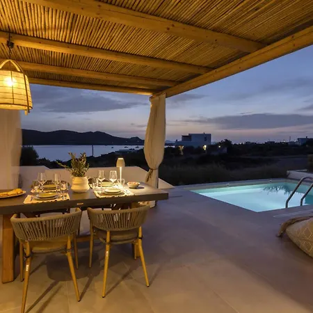 K2 - Avra * Αντίπαρος